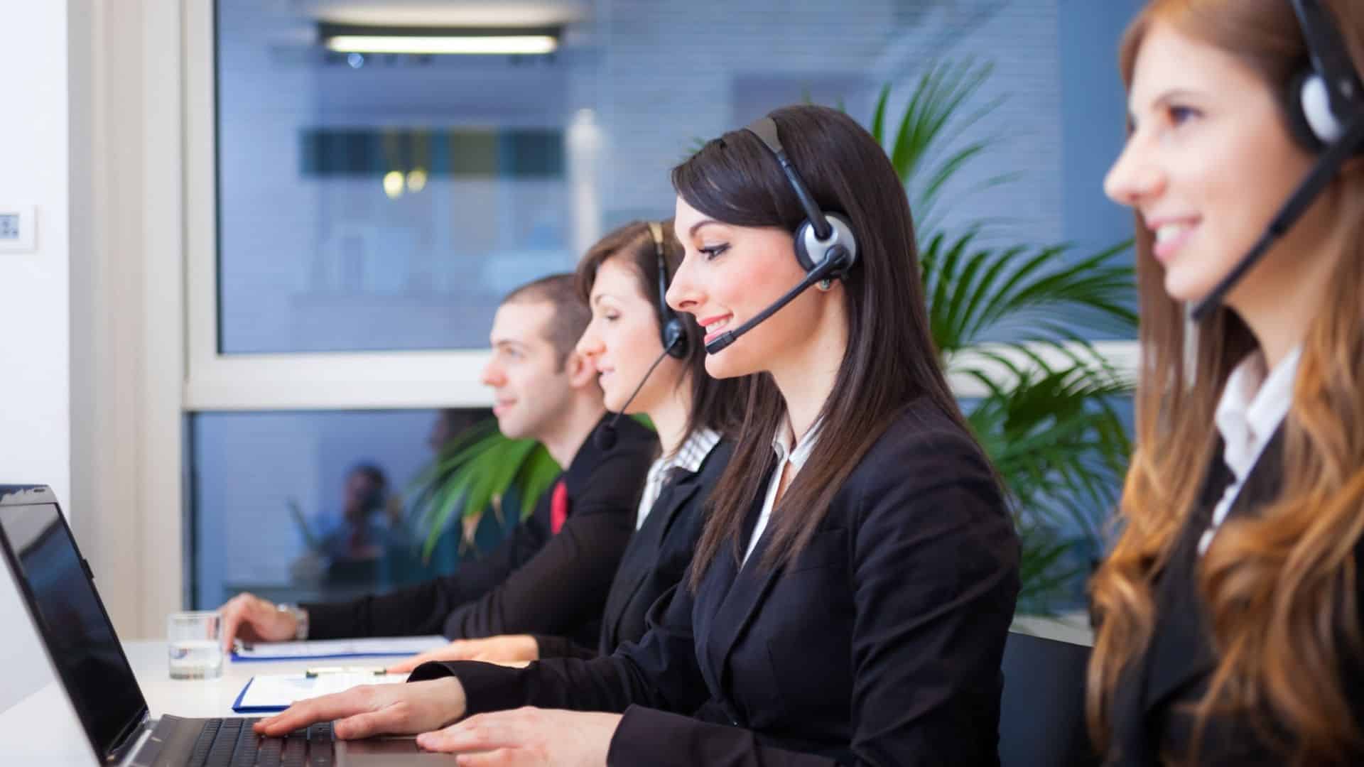 What to Consider When Hiring Translators and Interpreters in Dubai
